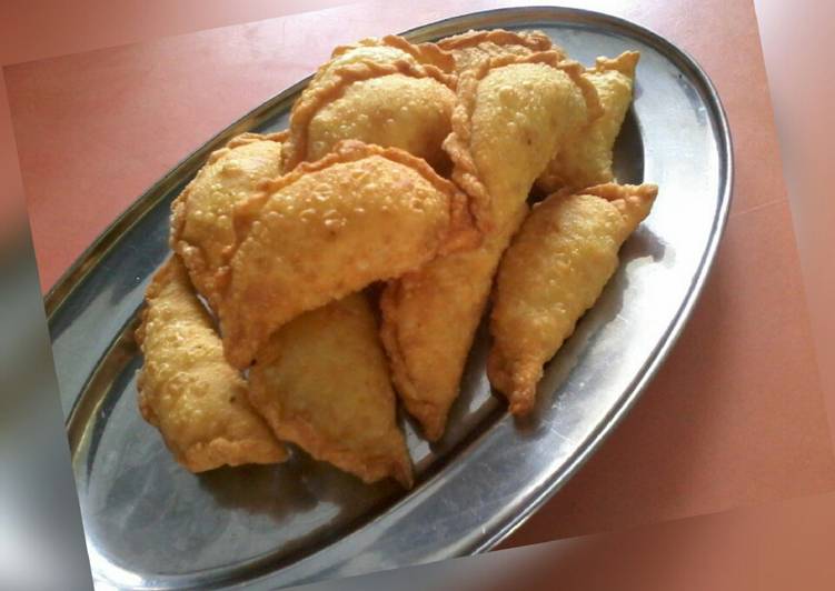 resep makanan Kue Pastel Goreng