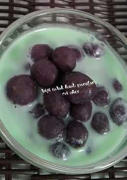 Biji salak kuah pandan