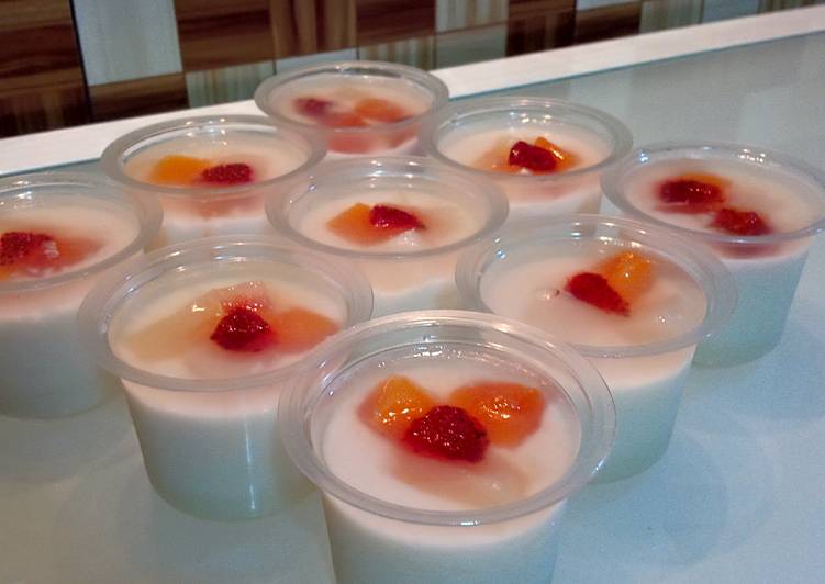 resep lengkap untuk Puding Sutra Cocktail Segar By Ummu Alisha