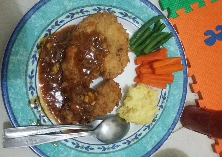 gambar untuk cara membuat Crispy Chicken Steak yummyyy