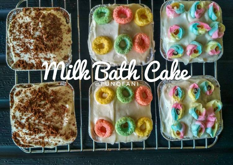 resep lengkap untuk Milk Bath Cake alias Kue Mandi 3 Macam Susu (Tres Leches Cake)