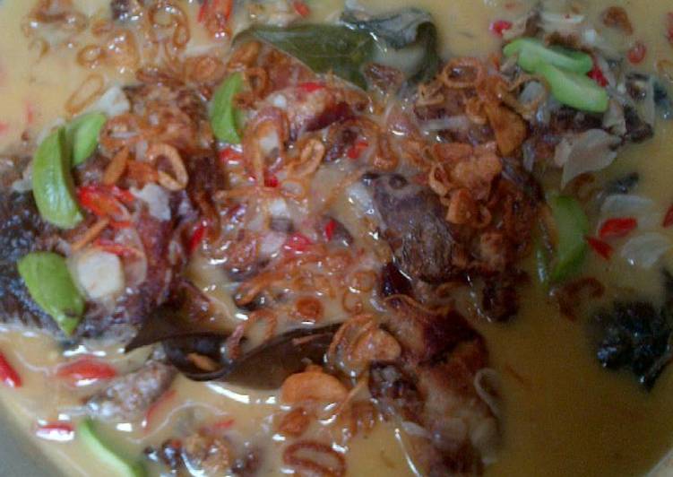 resep makanan Mangut(pindang ikan asap)