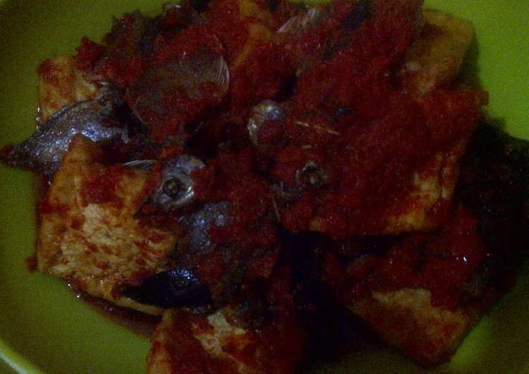 resep goreng tatesin (TAhu TErong ikan aSIN) balado