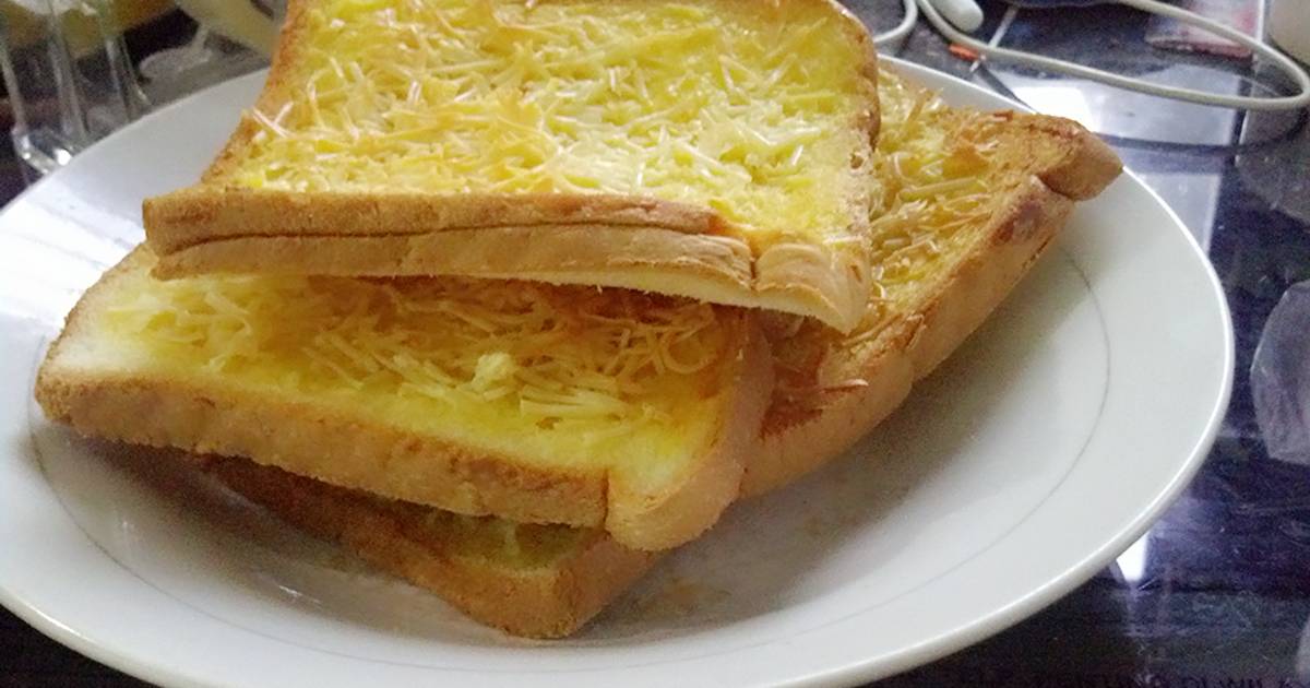 Resep roti  panggang keju bawang putih  oleh Indah Cookpad