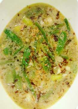 Sup sayur kuah putih telur