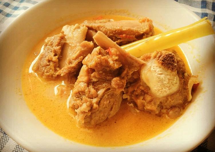 resep makanan Gulai Iga&Kaki Sapi