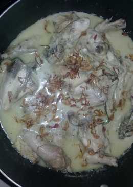 Opor Ayam Putih