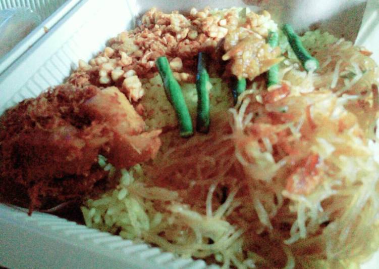 resep lengkap untuk Nasi kuning box pesanan