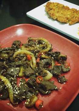 Beef blackpepper teriyaki & chicken katsu enaaak