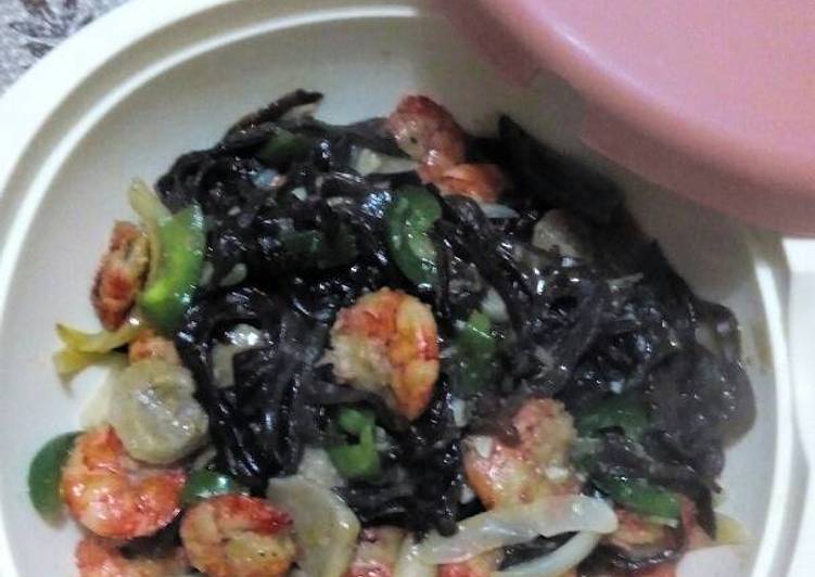 Resep Udang jamur kuping saus tiram Karya Dapurnya Dini