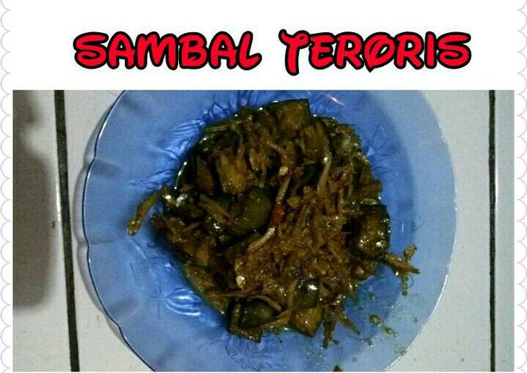 gambar untuk cara membuat Sambal Teroris (terong teri pedis)