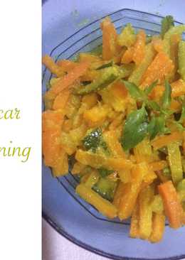 Acar kuning (wortel & timun)