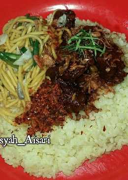 Nasi Kuning Masak Habang khas Banjarmasin