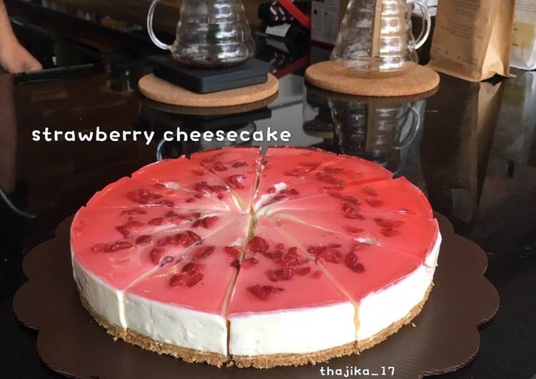 cara membuat Strawberry cheesecake