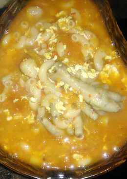 Seblak ceker pedas