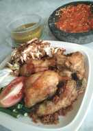 Ayam ungkep gurih