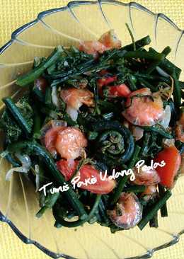 Tumis pakis udang pedas