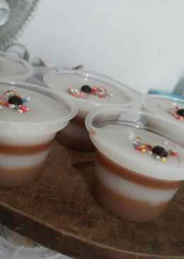 Puding susu coklat
