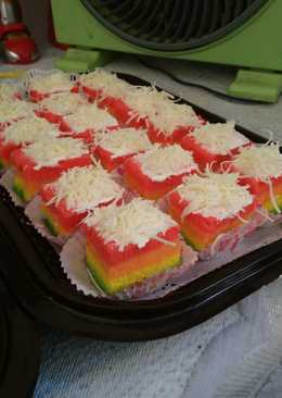 Rainbow cake potong