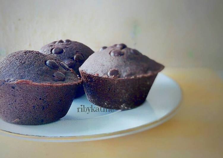 gambar untuk cara membuat Muffin brownies chococips cemilan anak balita