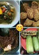 Sayur Asem, tempe goreng, sambel, lalap