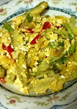 Tumis buncis telur asin