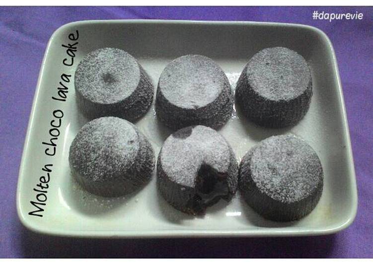 gambar untuk resep Molten choco lava cake