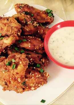 Buffalo wing with yoghurt sauce