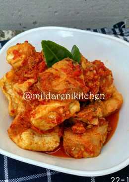 Tahu ayam balado