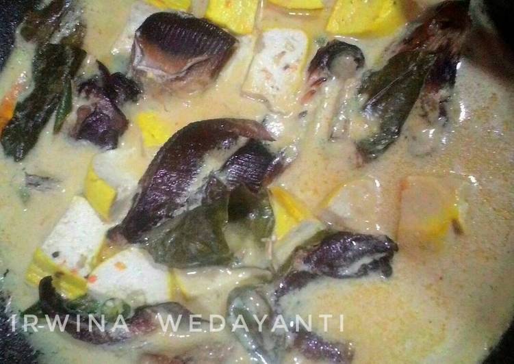 resep lengkap untuk Ikan Pari Kuah Santan versi Praktis