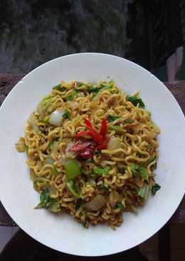 Mie Goreng Tuna Simple