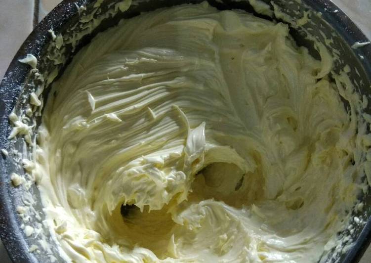 bahan dan cara membuat Butter cream mentega kuning