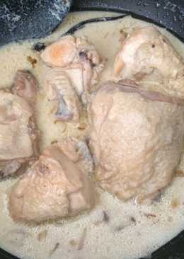 Opor Ayam Kuah Susu