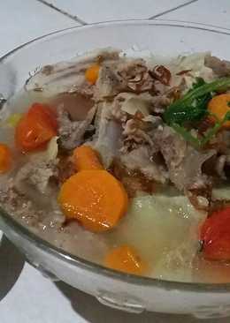 Sop Tetelan dan Tulang Sapi