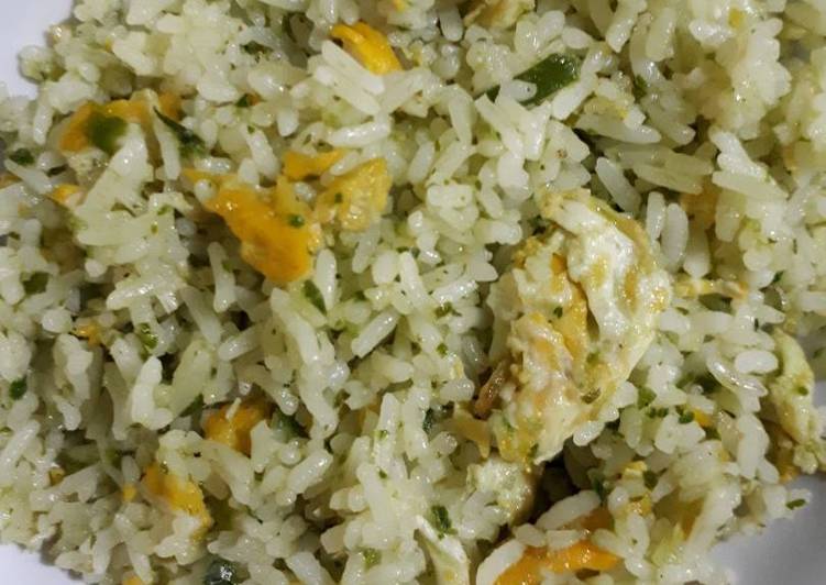 resep lengkap untuk Nasi Goreng Hijau Harum