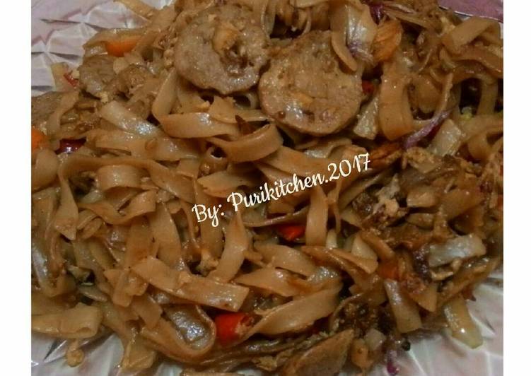 bahan dan cara membuat Kwetiaw Goreng