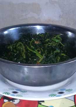 Tumis Bayam Spesial (TumBaL)