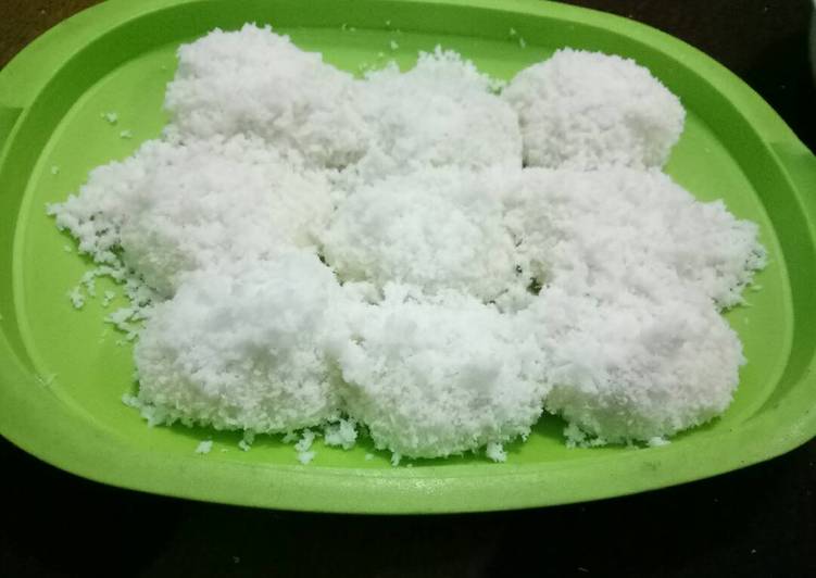 Resep Ketan putih toping kelapa oleh Durrotul jamilah Resep Ketan putih toping kelapa oleh Durrotul jamilah