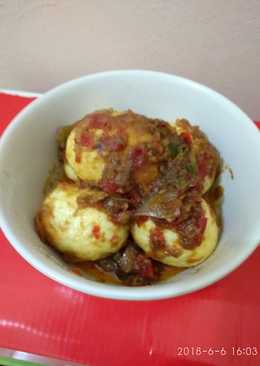 Telur Sambal Goreng (Mythaa_Cooking)