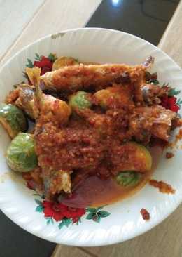 Sambel goreng ikan cue terong bulat