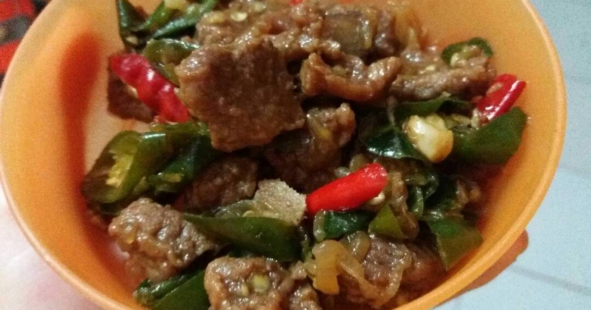 iResep Tumis Dagingi Cabe Ijo oleh Okti Restuning Ratri 