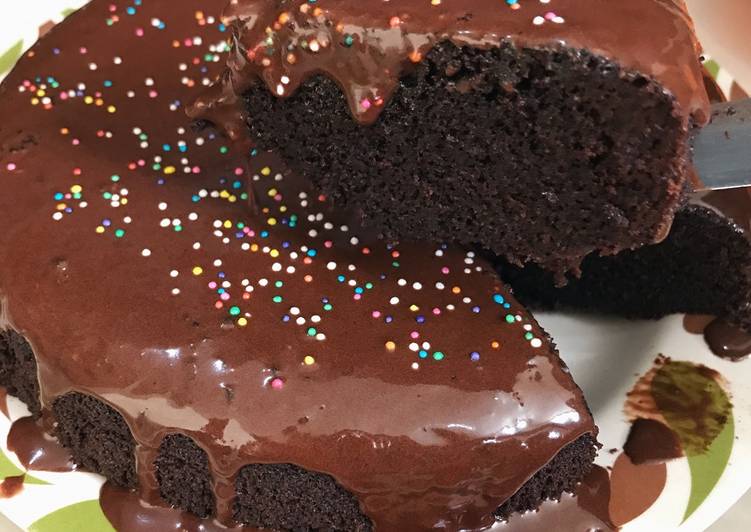 gambar untuk resep Super Moist Steamed Chocolate Cake (Kue Coklat Kukus)