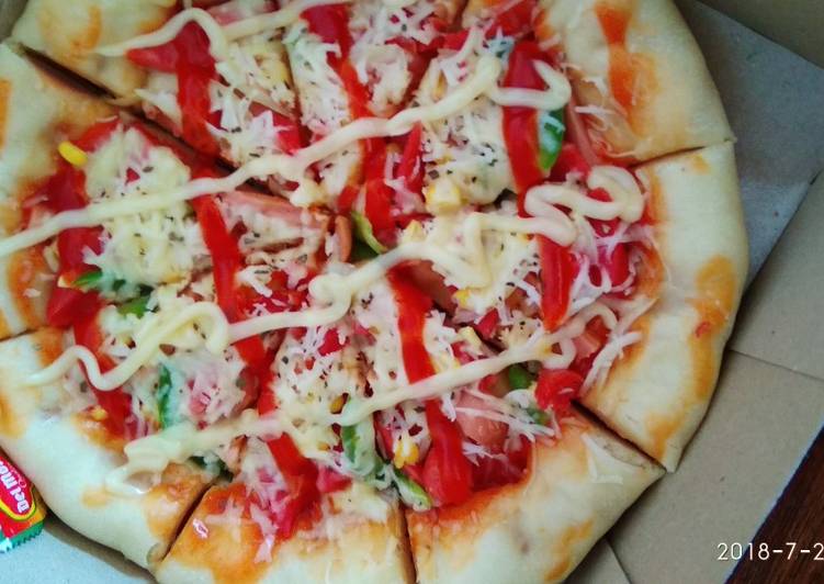  Resep  Pizza  Teflon dengan pinggiran  sosis oleh Aning Zamy 