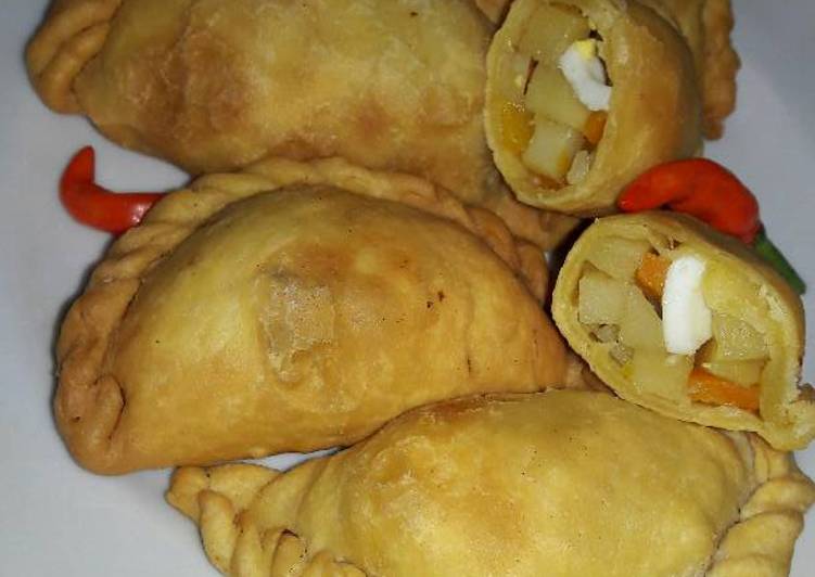 resep lengkap untuk Pastel kentang special (kulit renyah dan gurih)