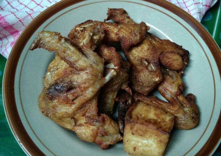  Resep  Ayam  goreng  bumbu simple oleh Ay YuLi Cookpad