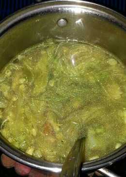 Soto ayam kuah bening