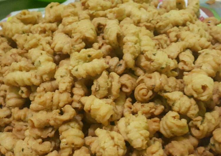 resep masakan Kue garpu asin pedas hot jeletot krenyes