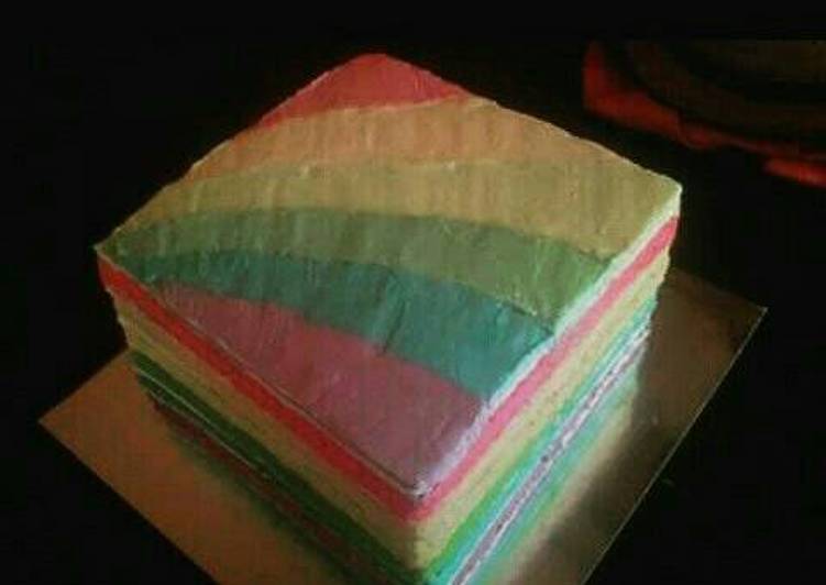 gambar untuk resep Rainbow cake panggang by Bunda Kiara