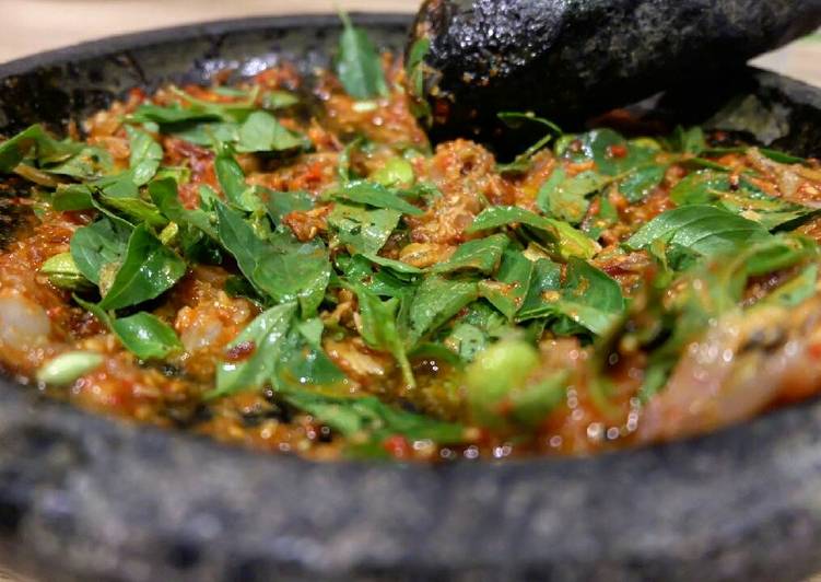 gambar untuk resep Sambal terasi daun kemangi