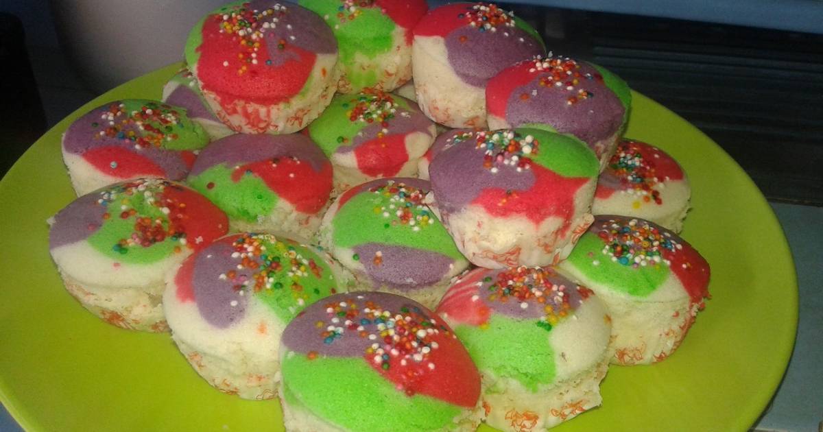Resep Bolu kukus pelangi adem sari Resep Bolu kukus pelangi adem sari